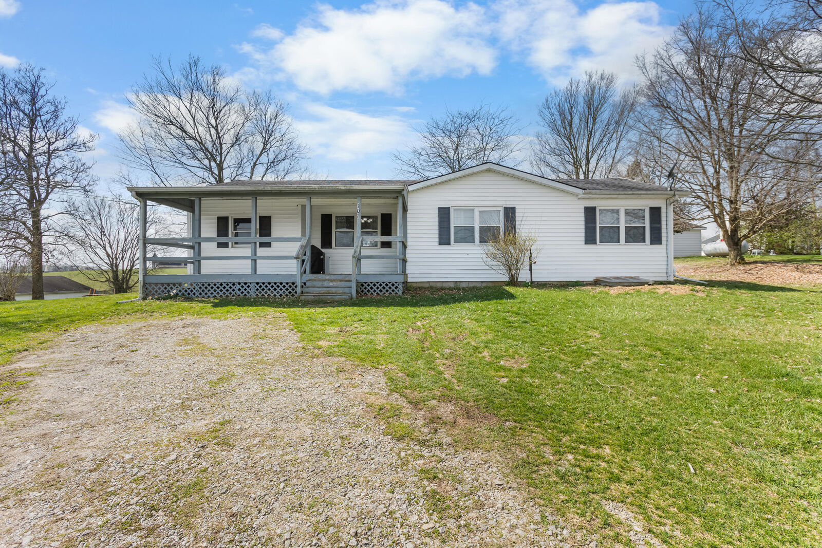 Property Photo: 107 Riley Street KY 40379