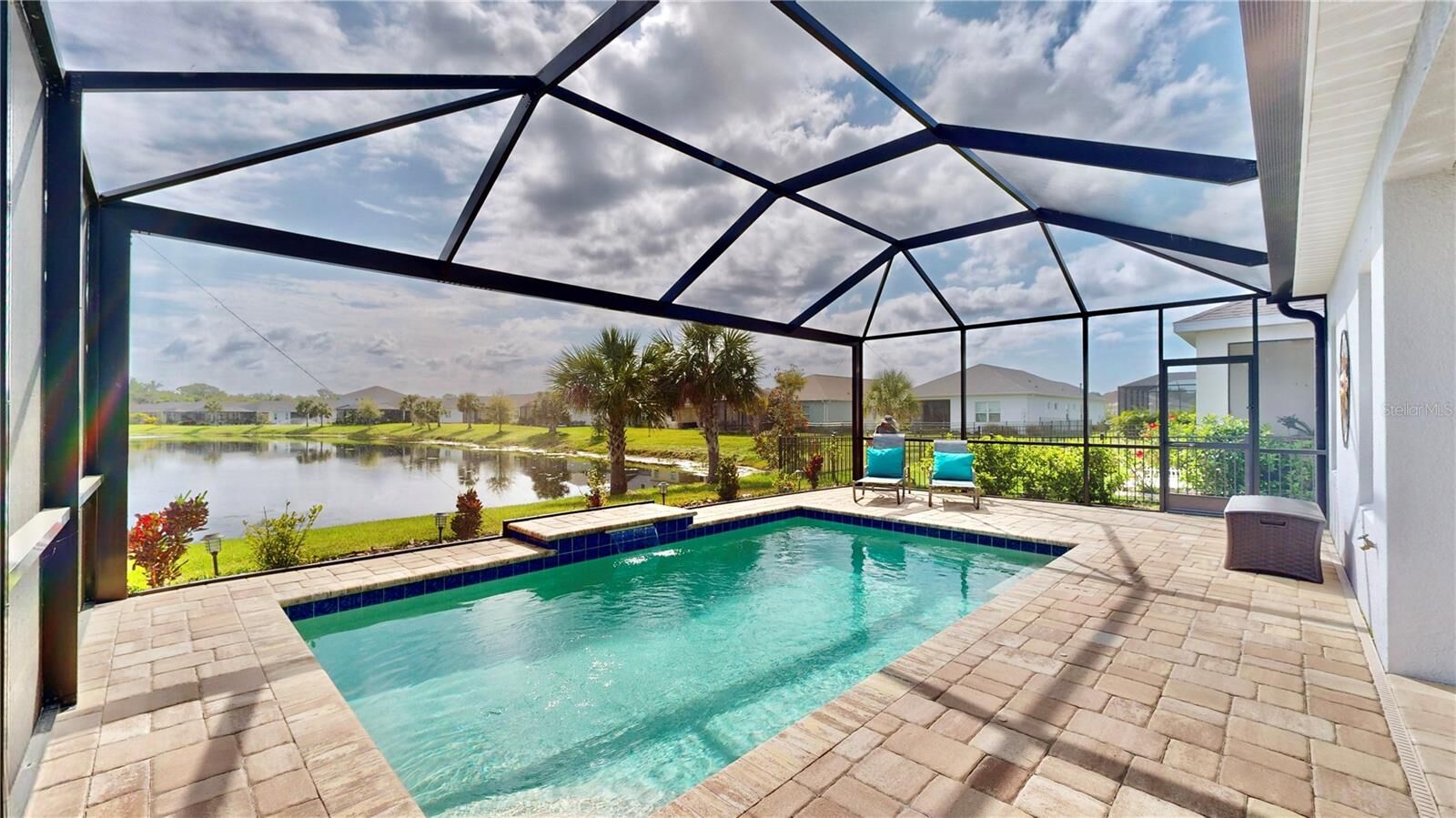 Property Photo:  3524 Woodmont Drive  FL 34219 
