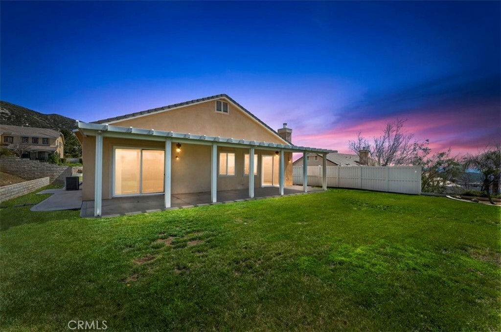 Property Photo:  6890 N Huntington Drive  CA 92407 