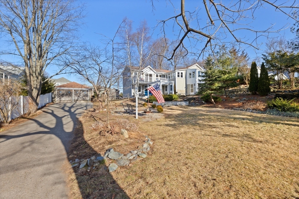 Property Photo:  189 Wompatuck Rd  MA 02043 