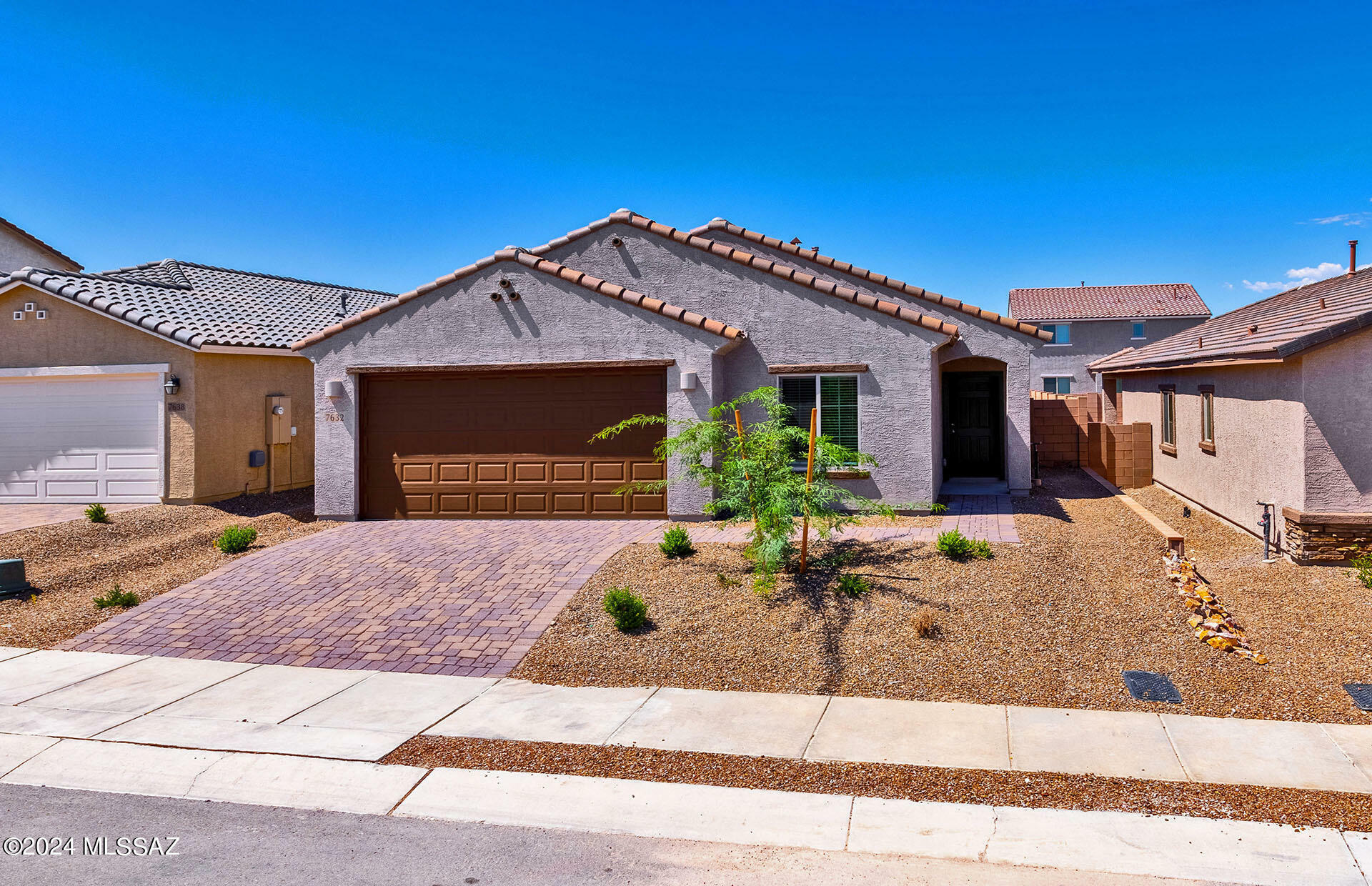 Property Photo: 7632 S Caminito Galano AZ 85756