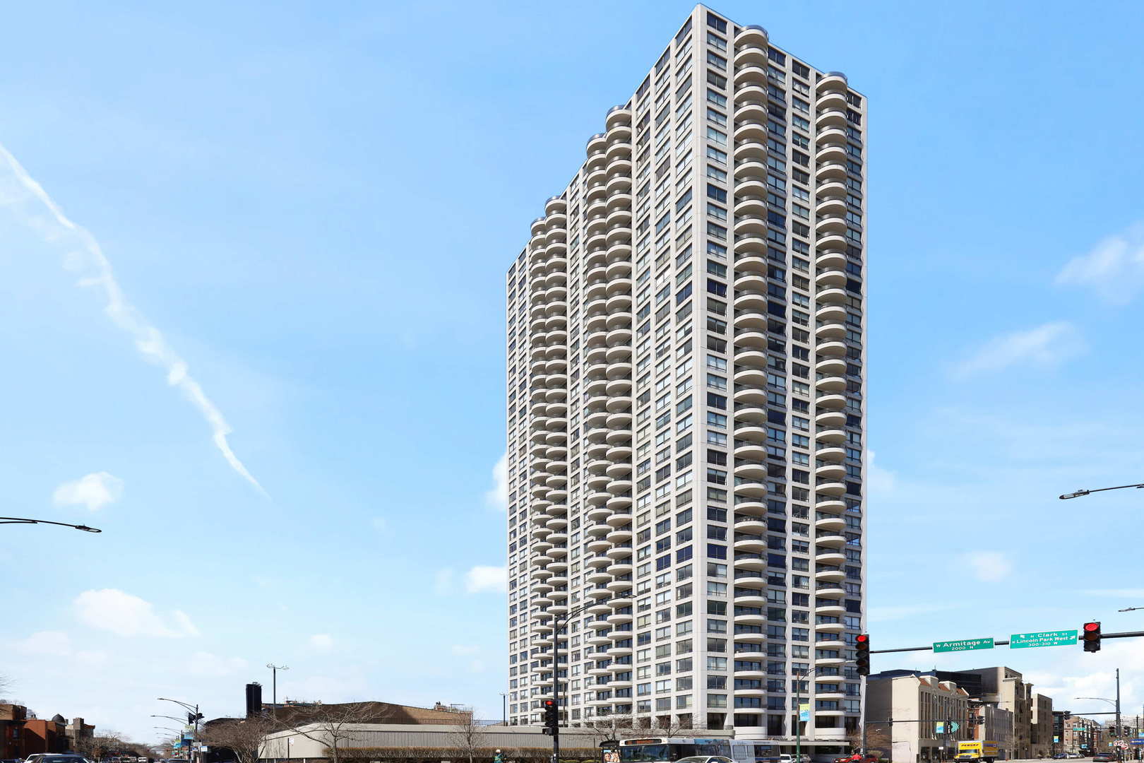 Property Photo: 2020 N Lincoln Park West 15F IL 60614