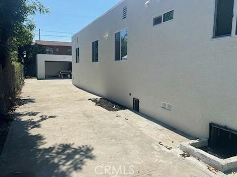 Property Photo: 1216 1218 W 61 Street CA 90044