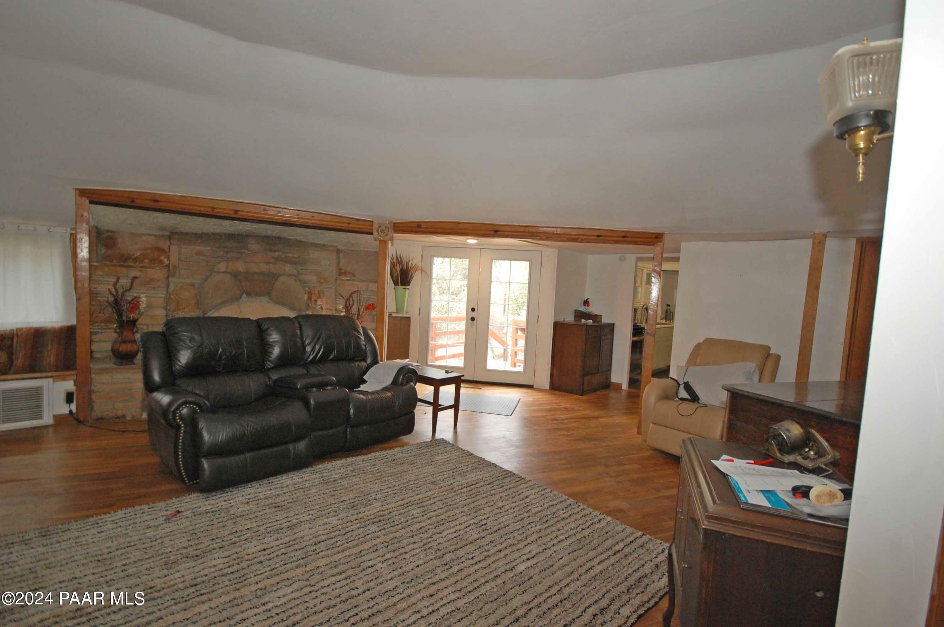 Property Photo:  628 Beach Avenue  AZ 86303 