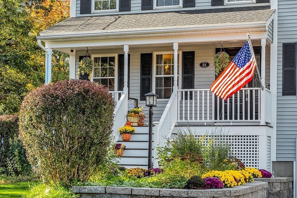 Property Photo:  94 Mink Run Road  MA 01887 