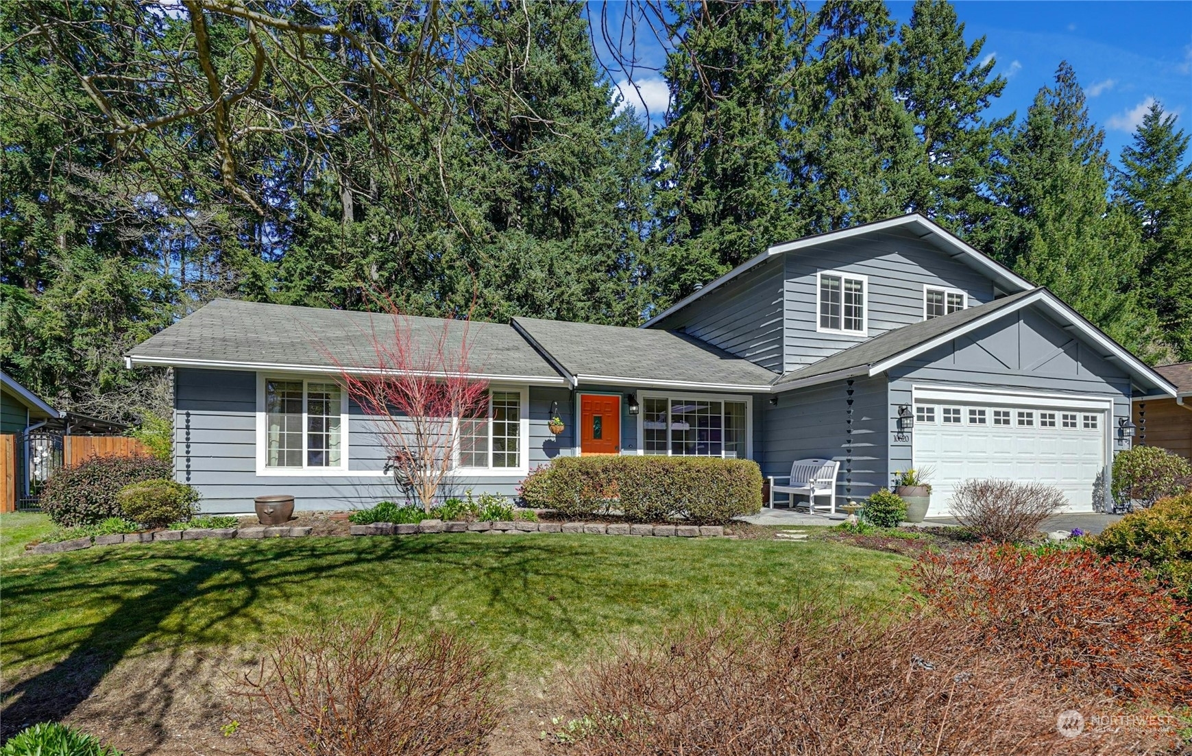 Property Photo:  10620 NE 143rd Place  WA 98034 