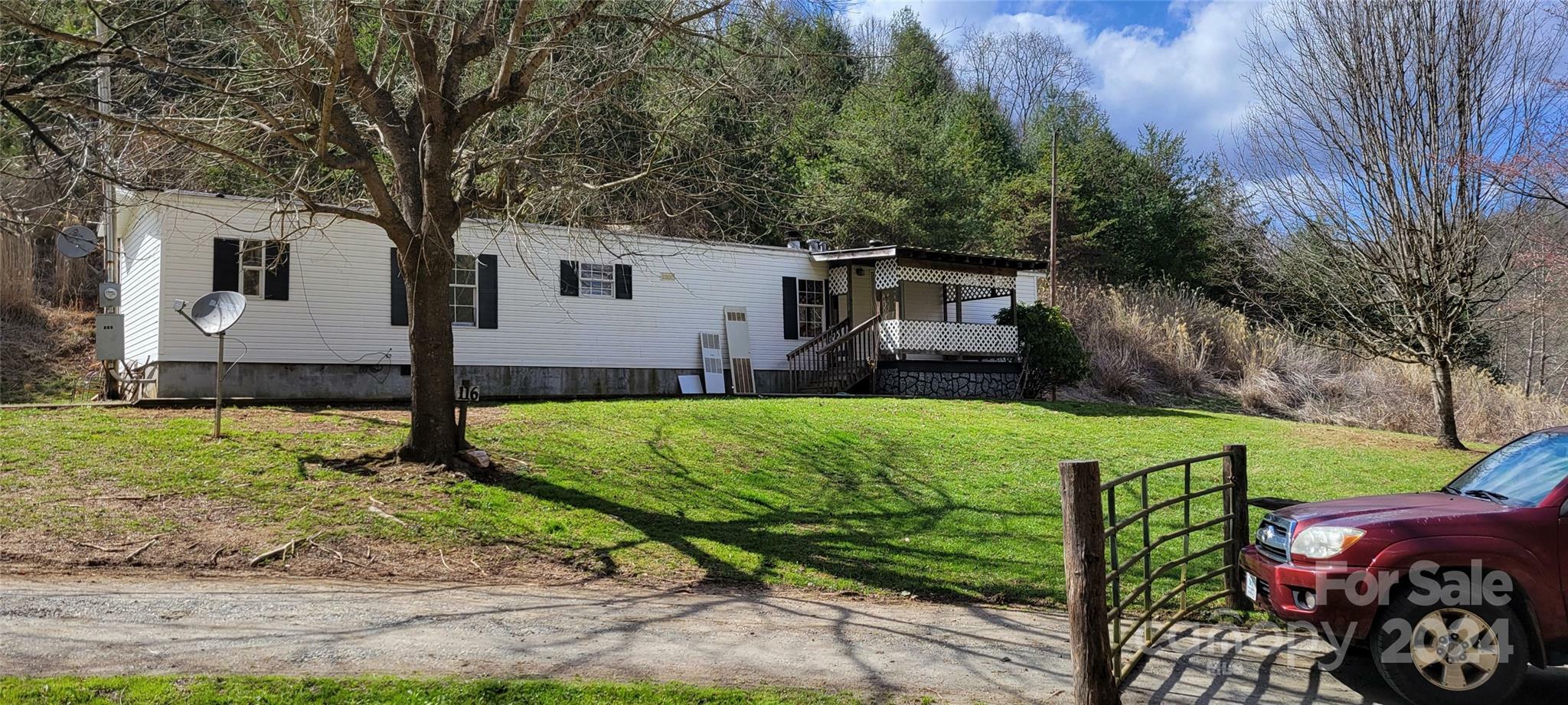 Property Photo:  116 Angel Road  NC 28754 