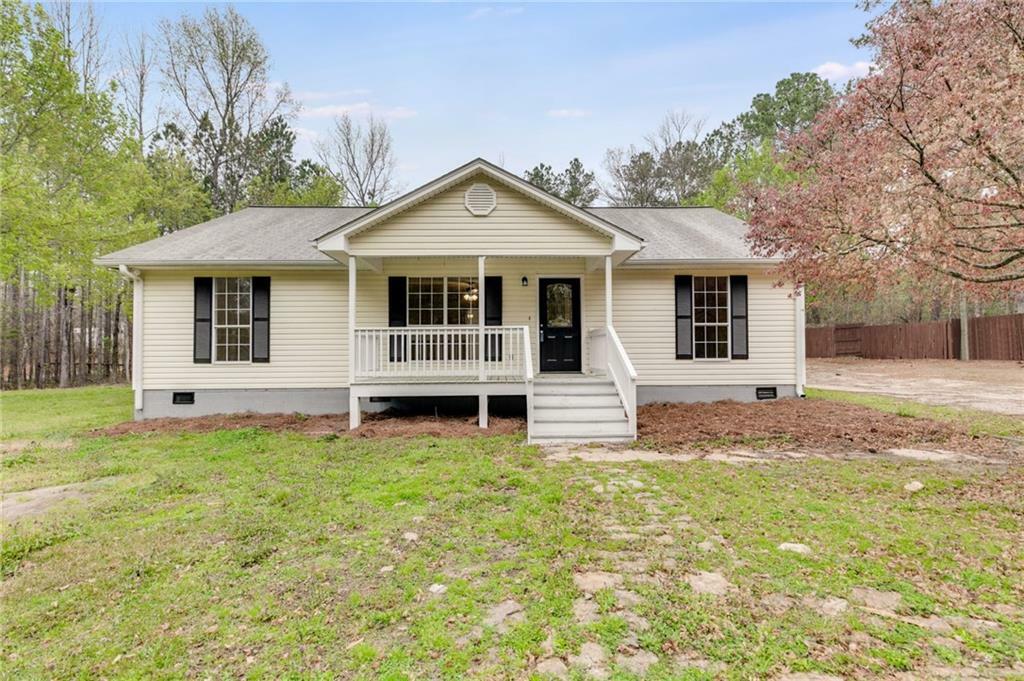 Property Photo: 657 Kirk Road GA 30217