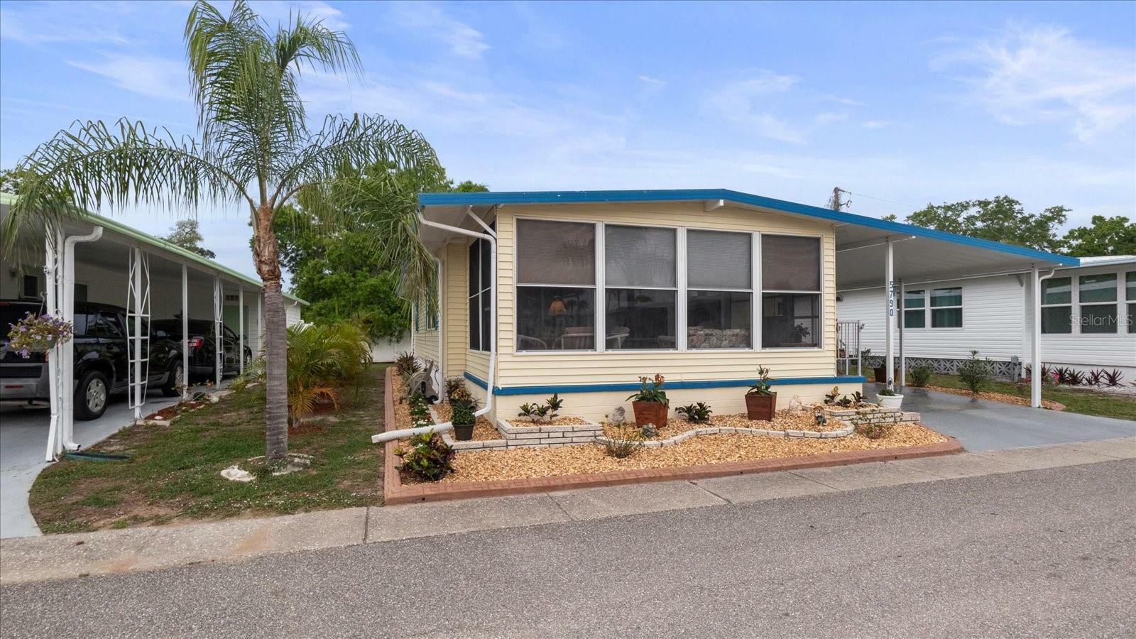 Property Photo: 5790 Sunflower Road FL 34293