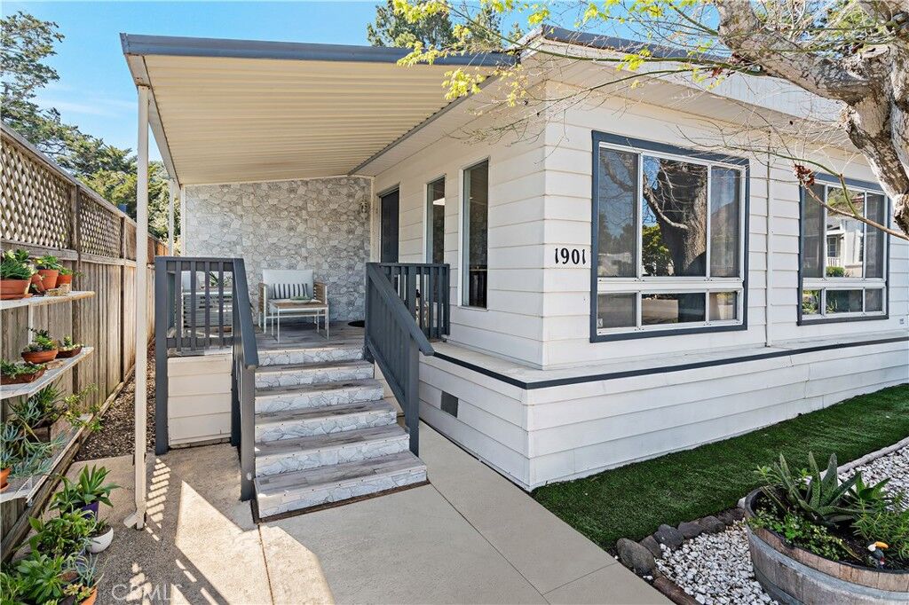 Property Photo:  1901 Claire Drive  CA 93405 