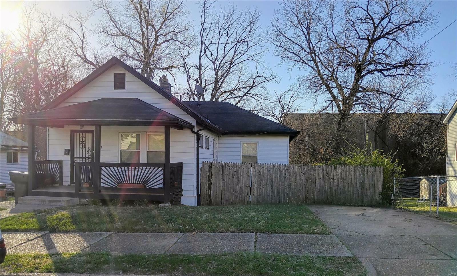 Property Photo:  5422 Vera Avenue  MO 63115 