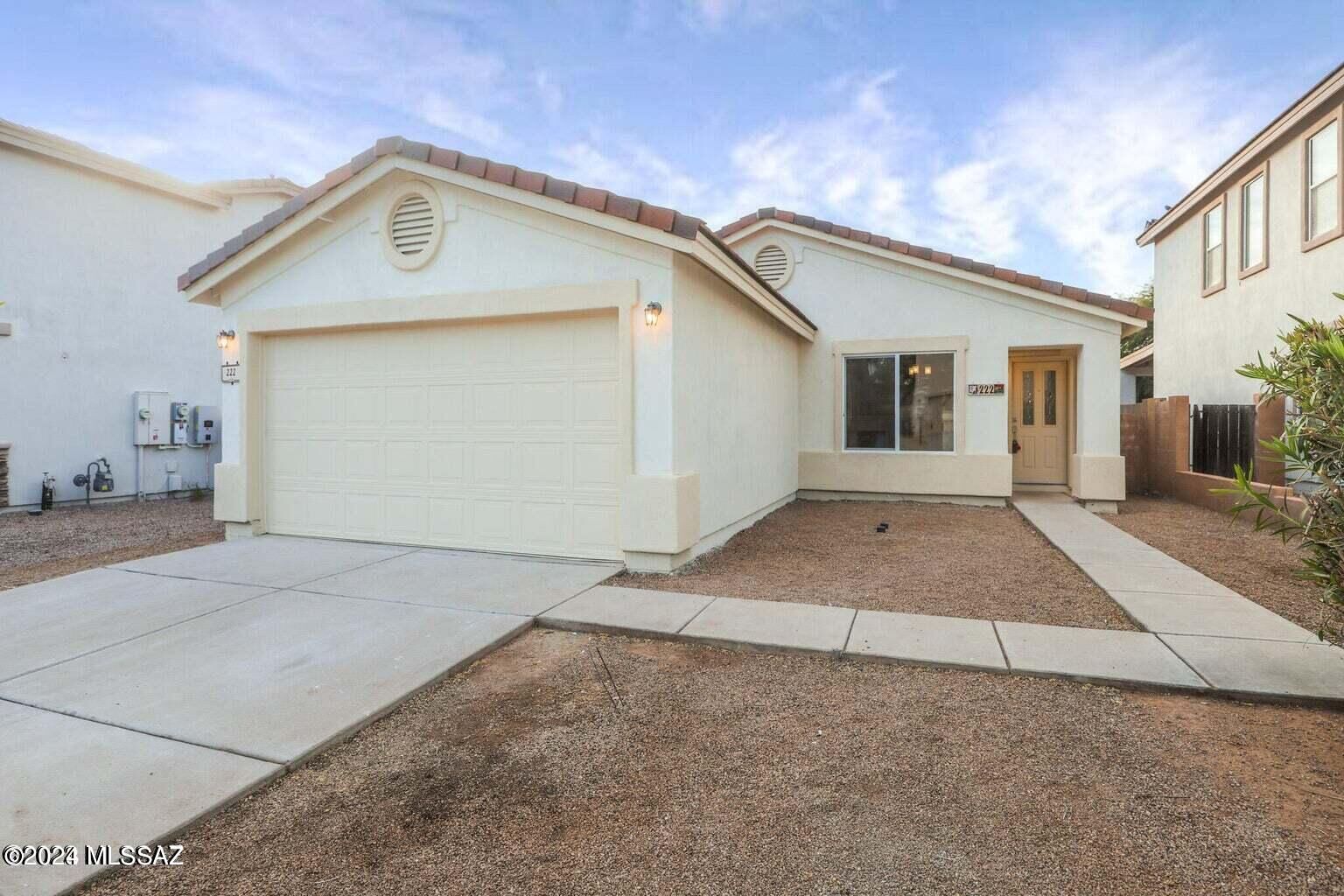 Property Photo:  222 E Mountain Alder Street  AZ 85629 