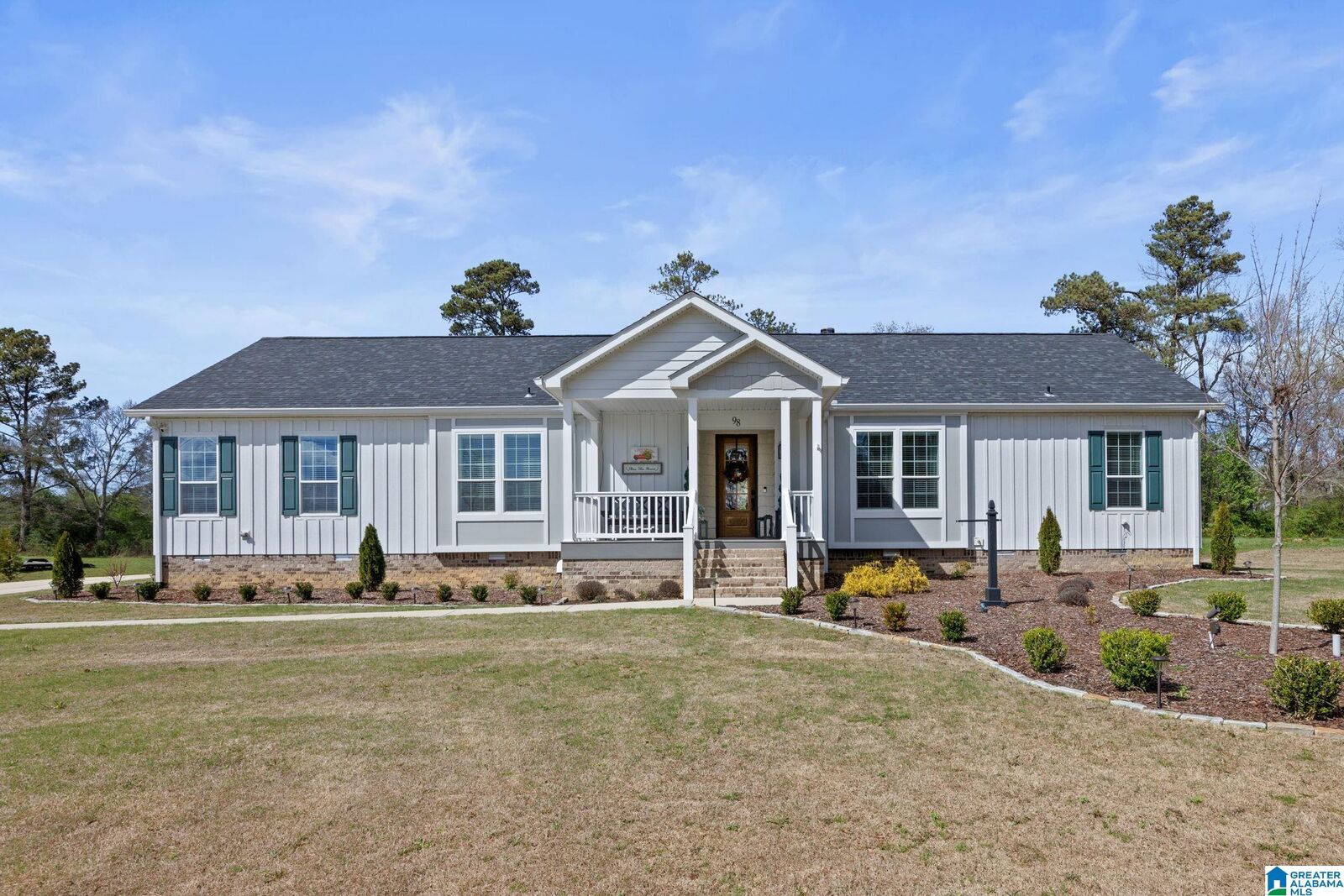 Property Photo:  98 County Road 6901  AL 35083 