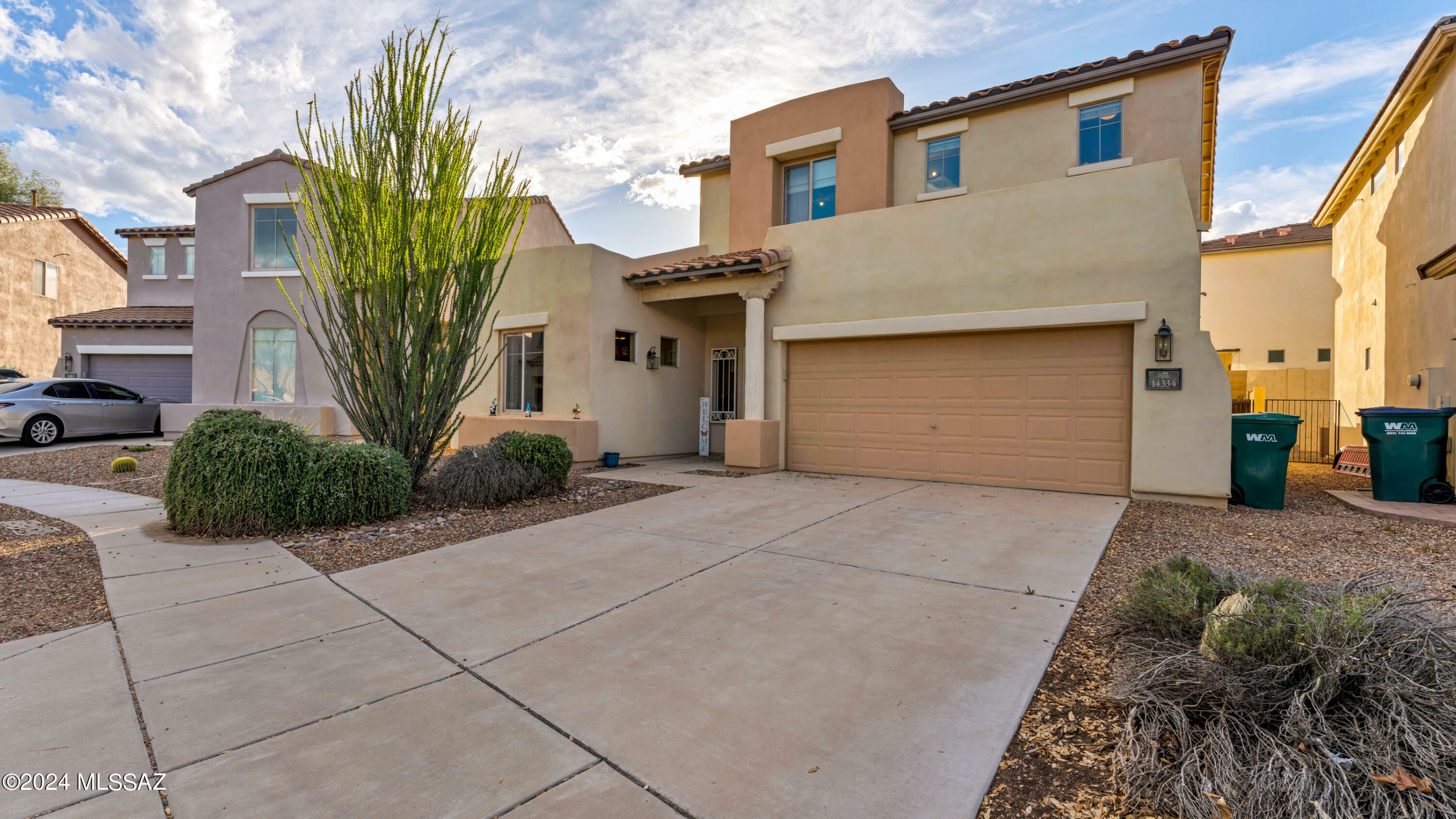 Property Photo: 14334 S Avenida Del Picea AZ 85629