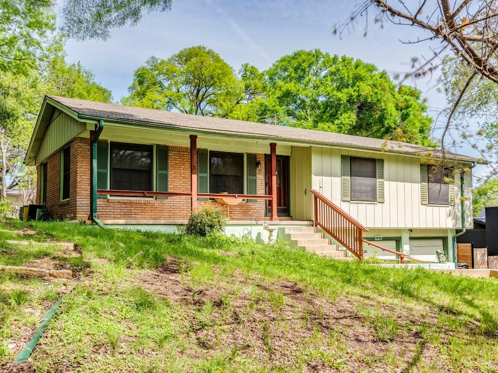 Property Photo:  2906 Oakhaven Drive  TX 78704 