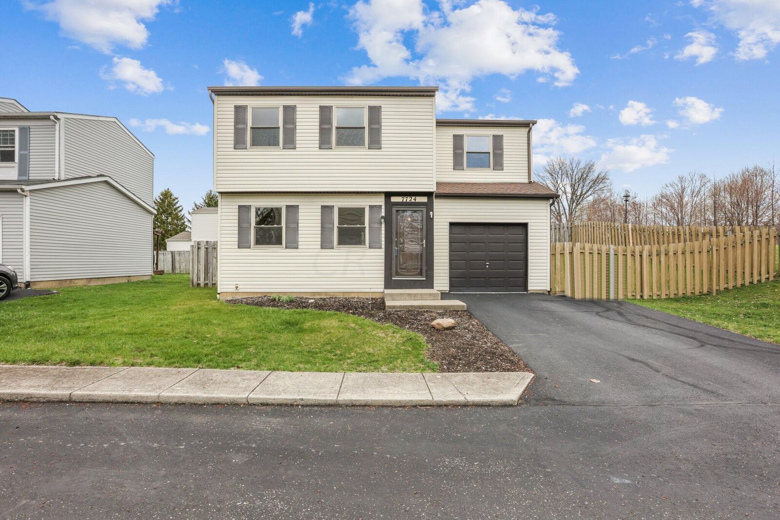 Property Photo:  7724 Sessis Lane  OH 43085 