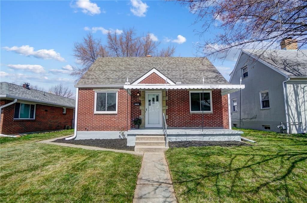 Property Photo: 1713 Patterson Road OH 45420