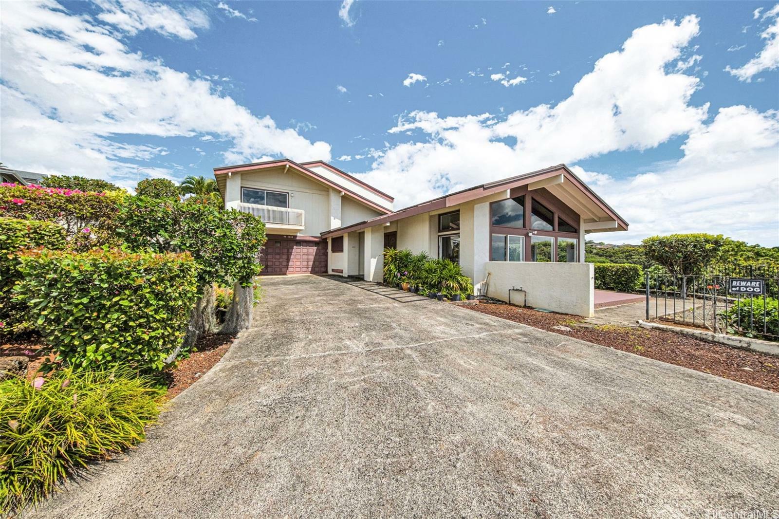 Property Photo:  98-2059 Kipikua Street  HI 96701 