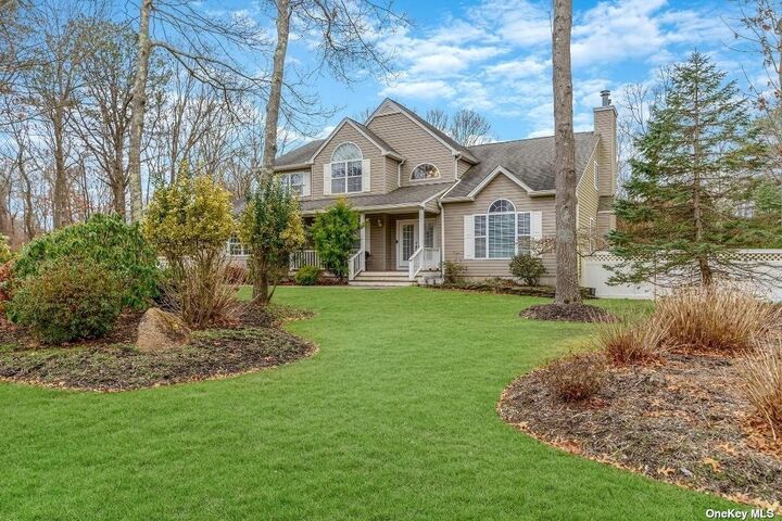 14 Silas Woods Road  Manorville NY 11949 photo