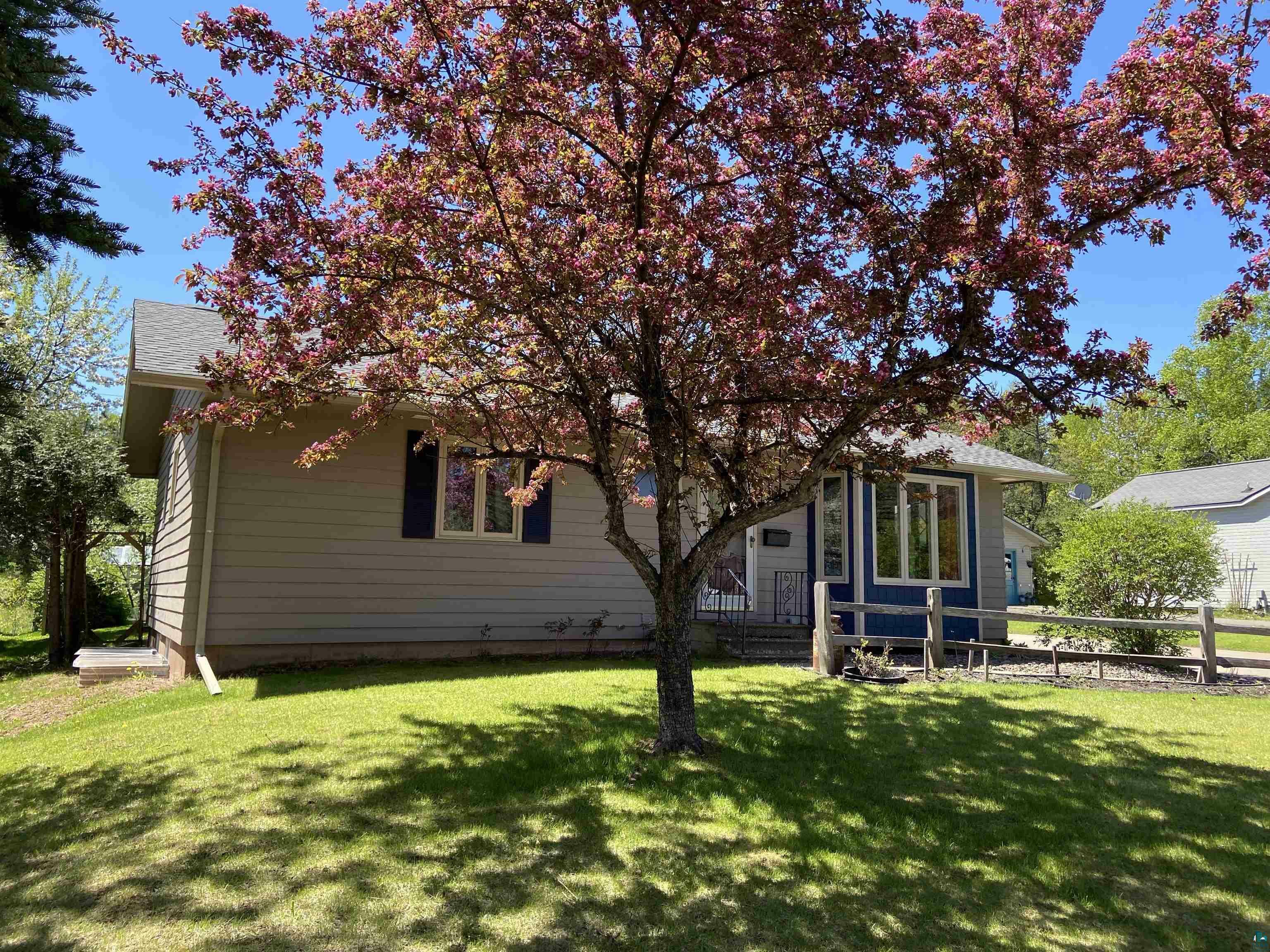 78 Hays Cr  Silver Bay MN 55614 photo