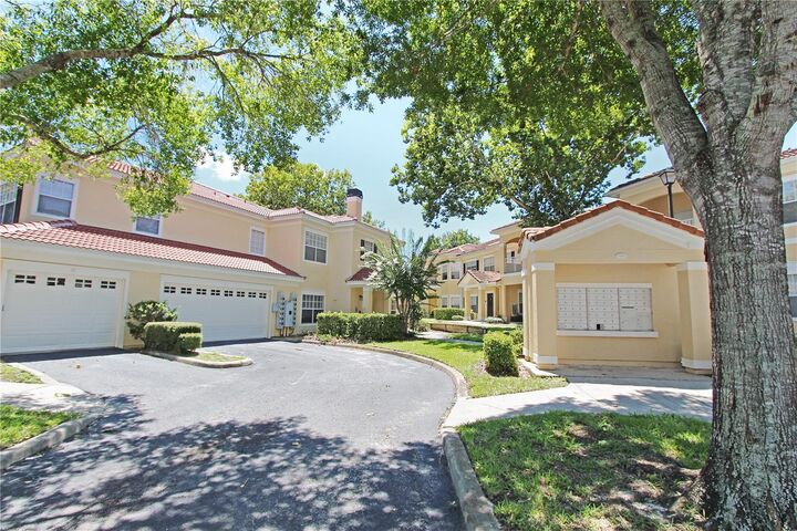 Property Photo: 2516 White Magnolia Way FL 32771
