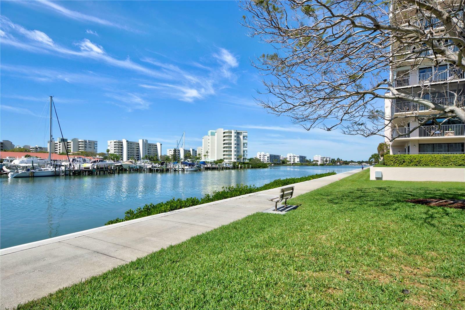 Property Photo:  7600 Sun Island Drive S 804  FL 33707 