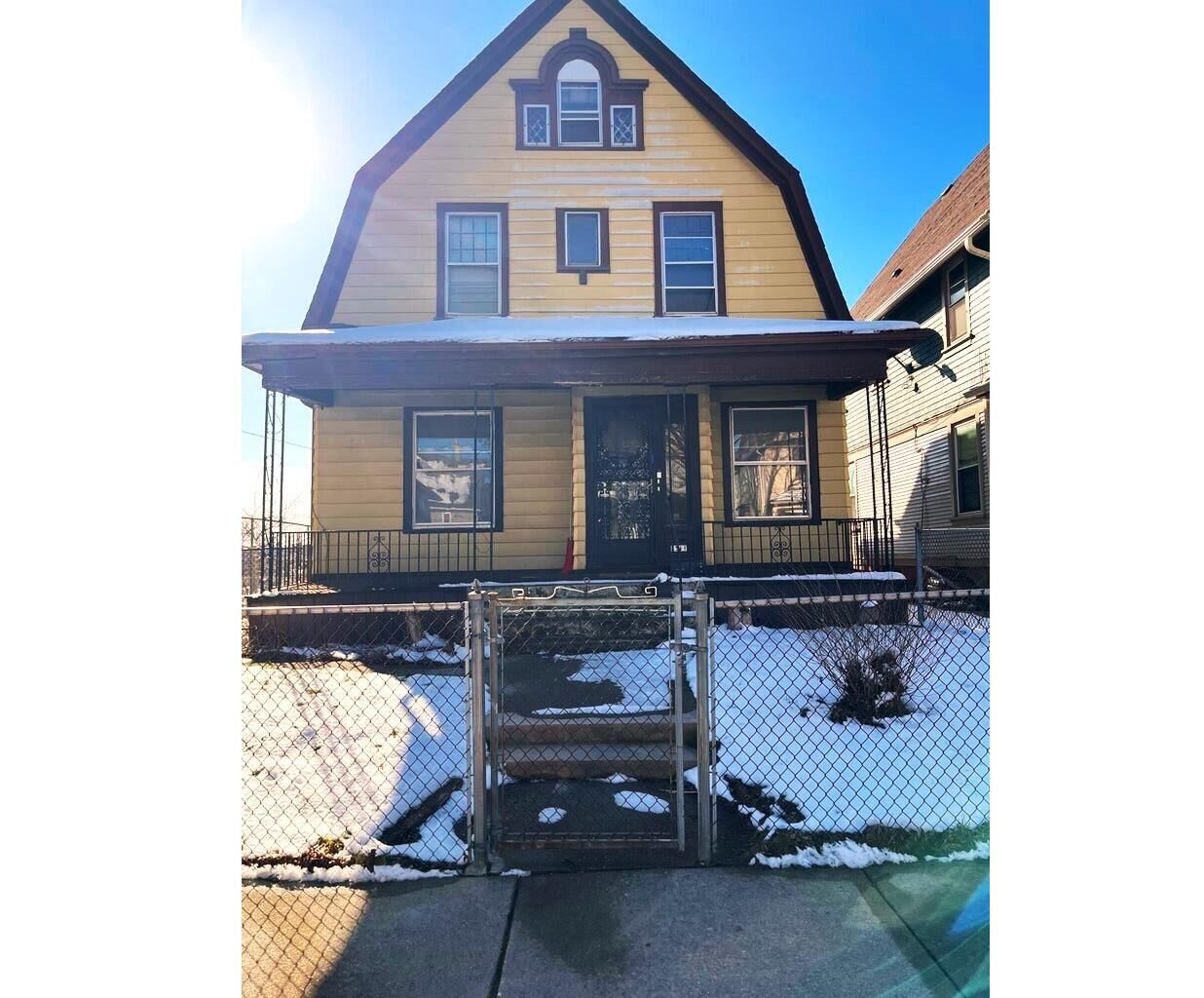 Property Photo:  2511 N Palmer St  WI 53212 