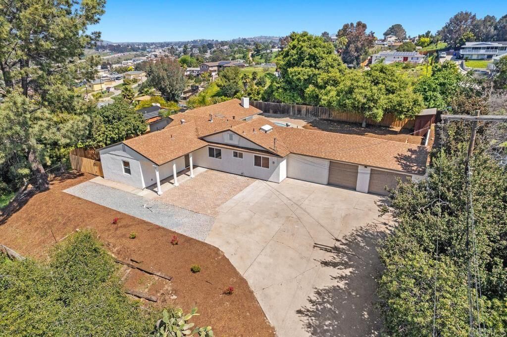 Property Photo:  2003 Winnett Street  CA 92114 