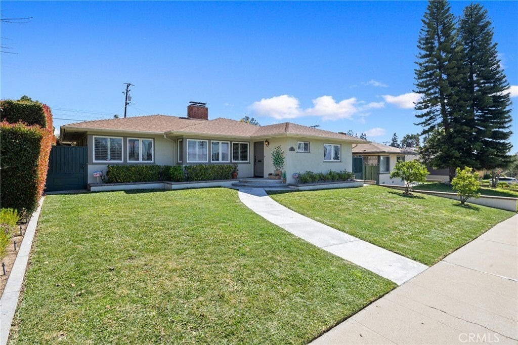 Property Photo:  160 Mauna Loa Drive  CA 91016 