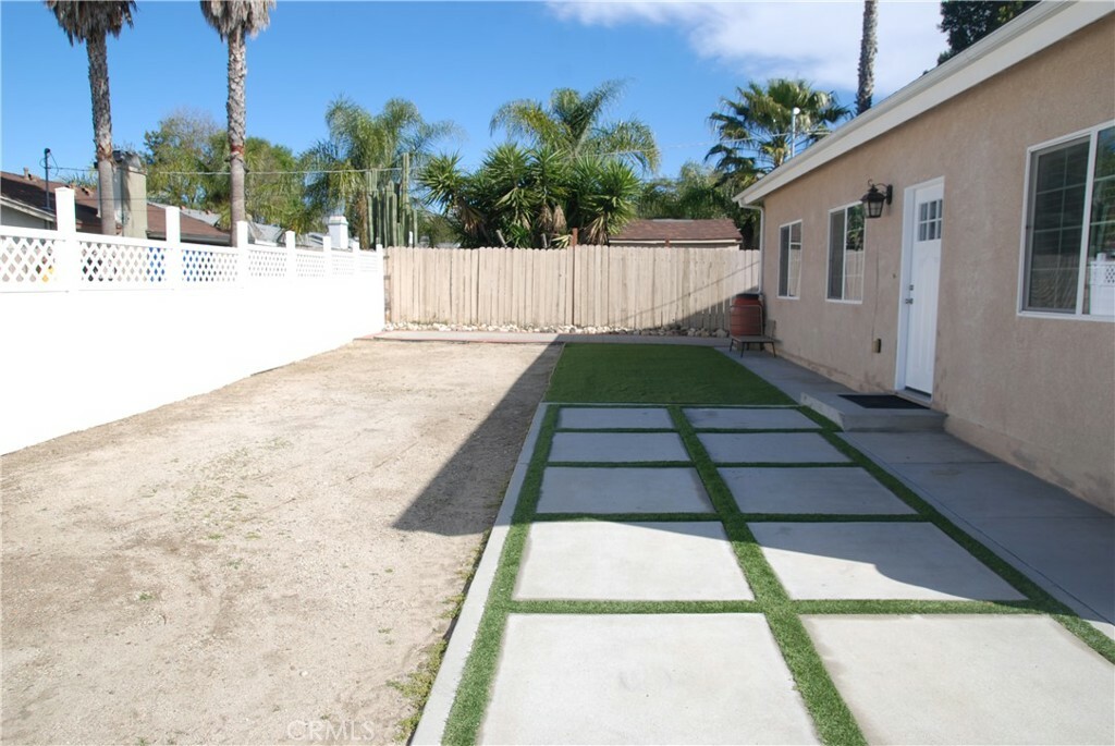 Property Photo:  9918 Independence  CA 91311 