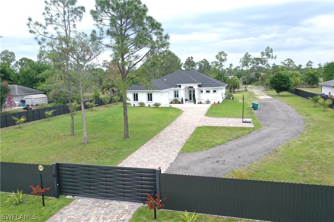 Property Photo: 1969 47th Avenue NE FL 34120