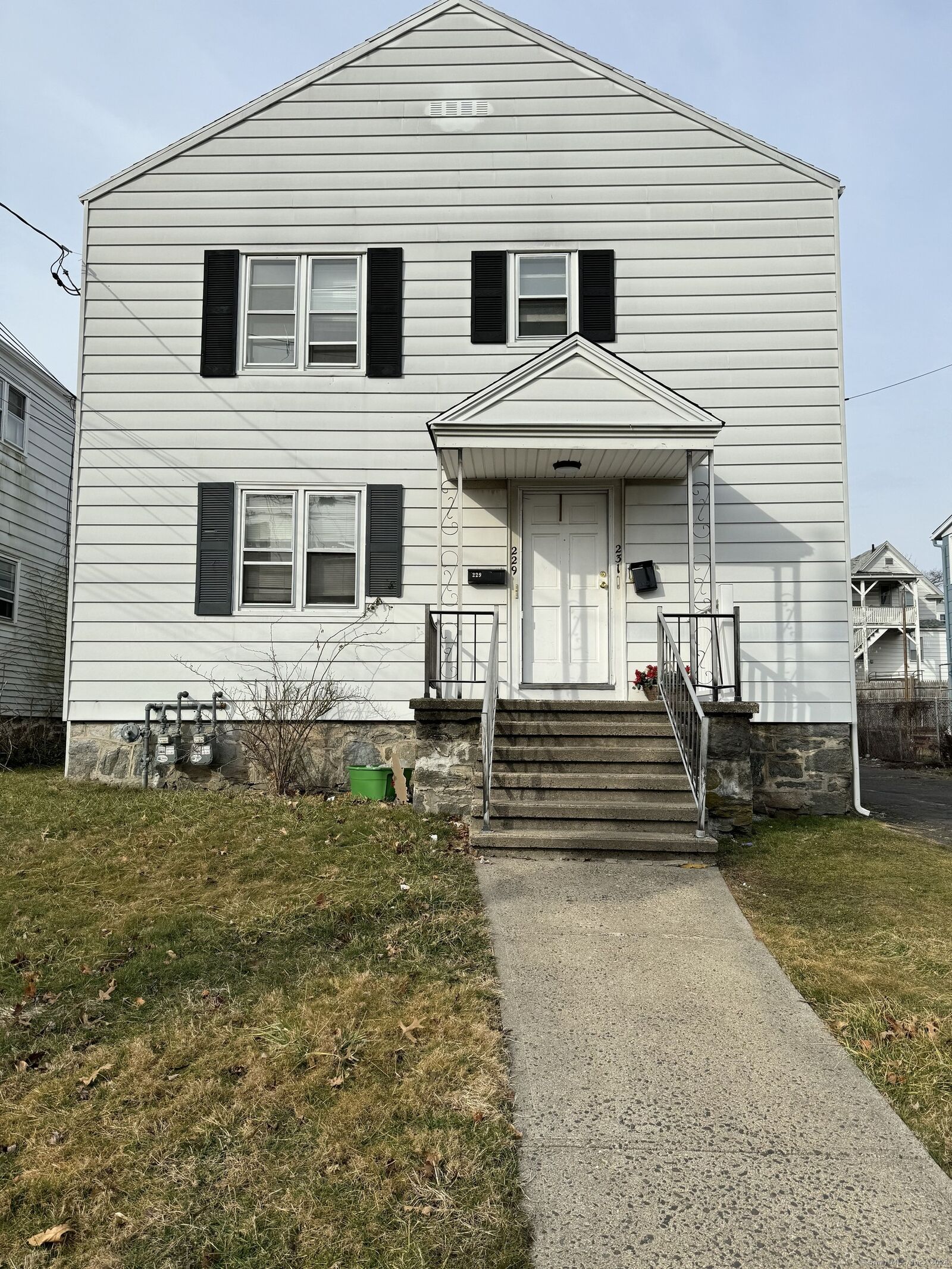 Property Photo:  229 Horace Street  CT 06610 