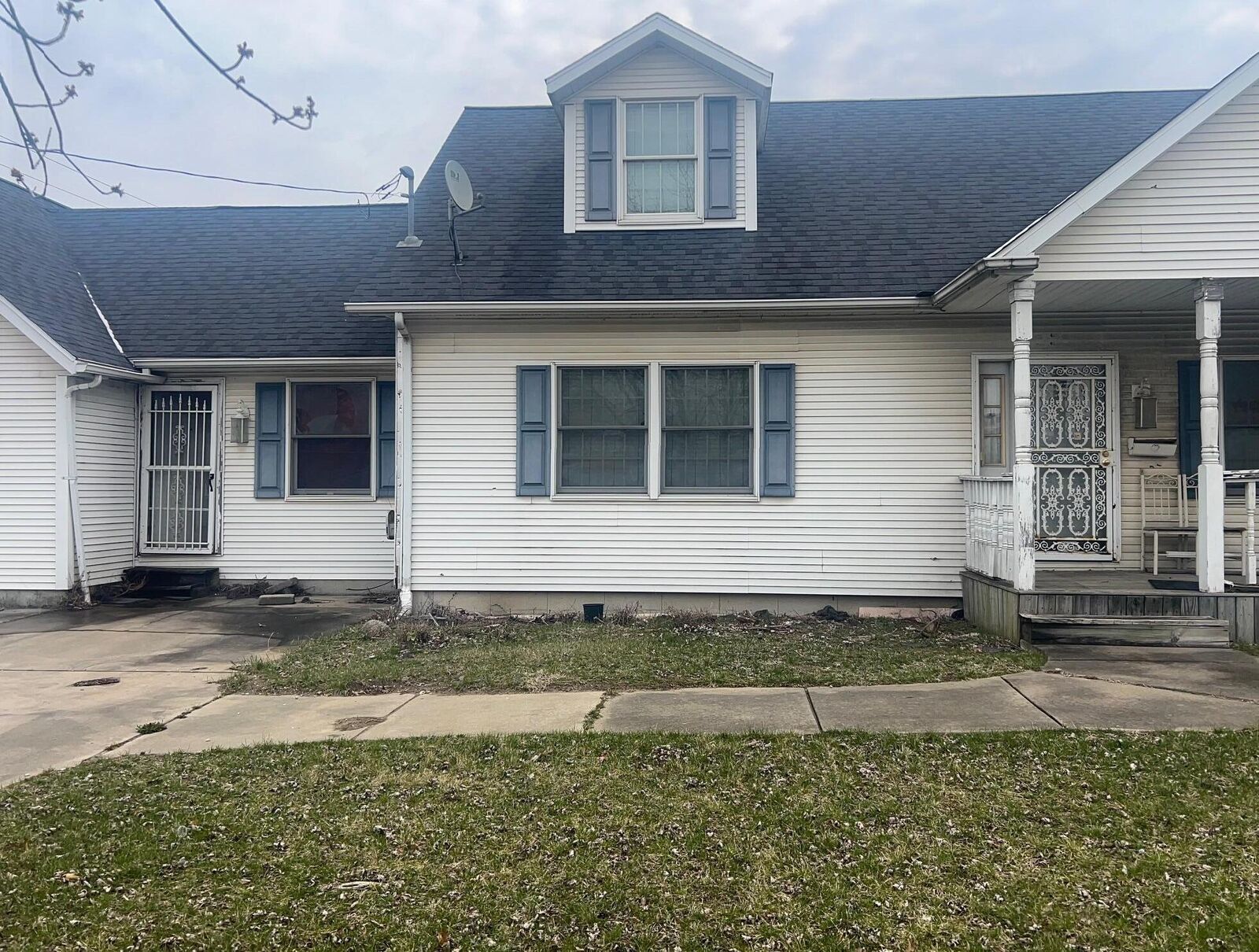Property Photo:  3028 W 15th Avenue  IN 46404 