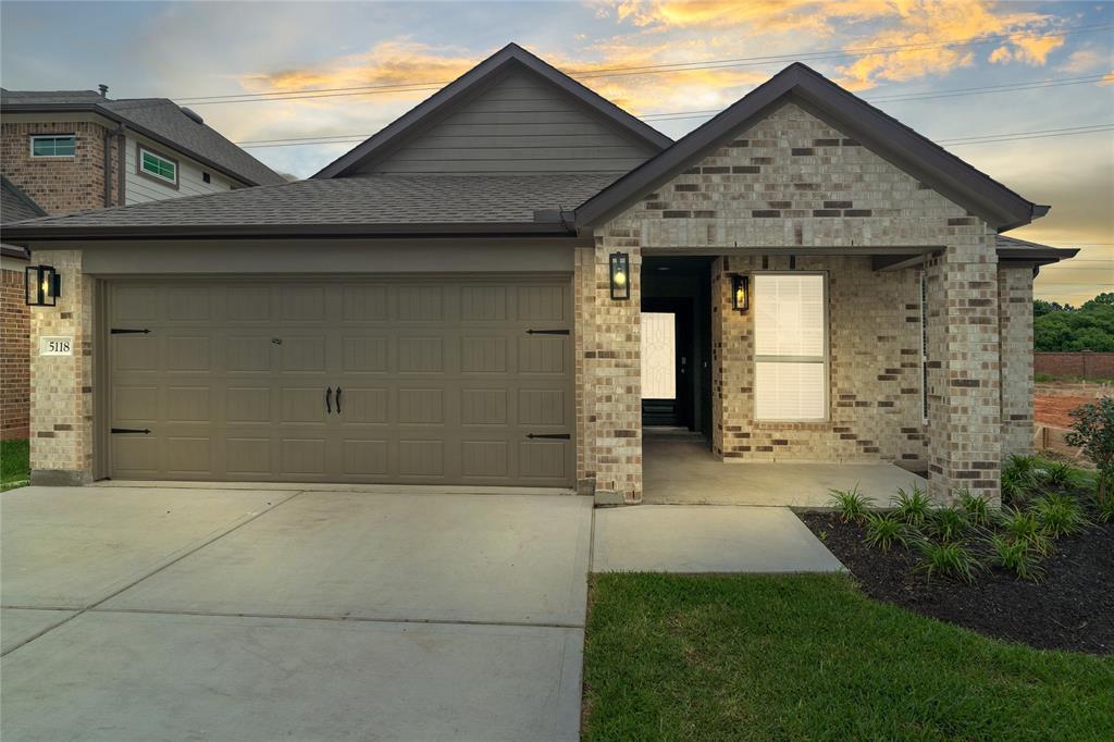 Property Photo: 5118 Blessing Drive TX 77493