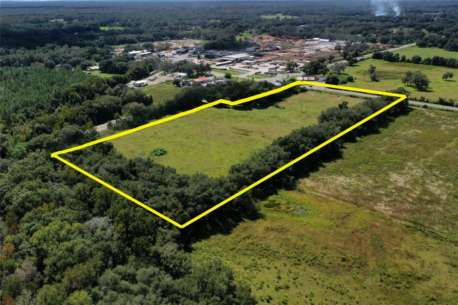 Property Photo: 3070 State Rd 50 FL 33597
