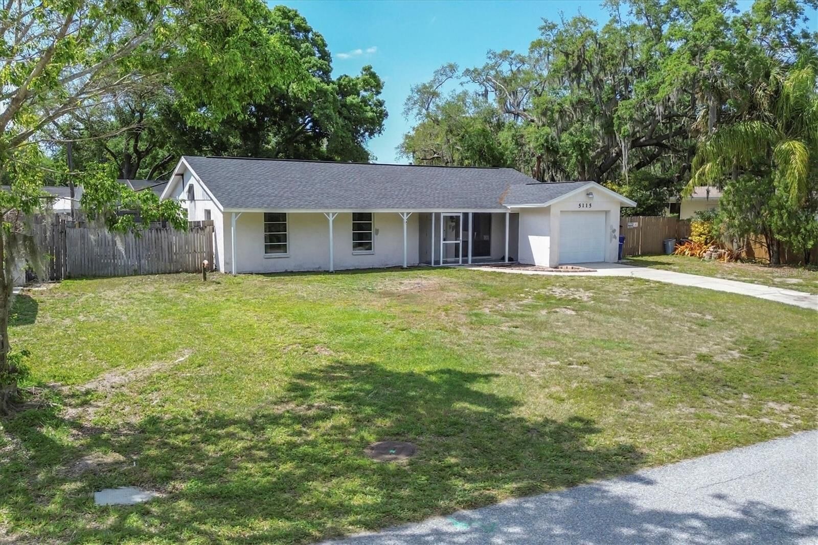 Property Photo:  5115 San Jose Drive  FL 34235 