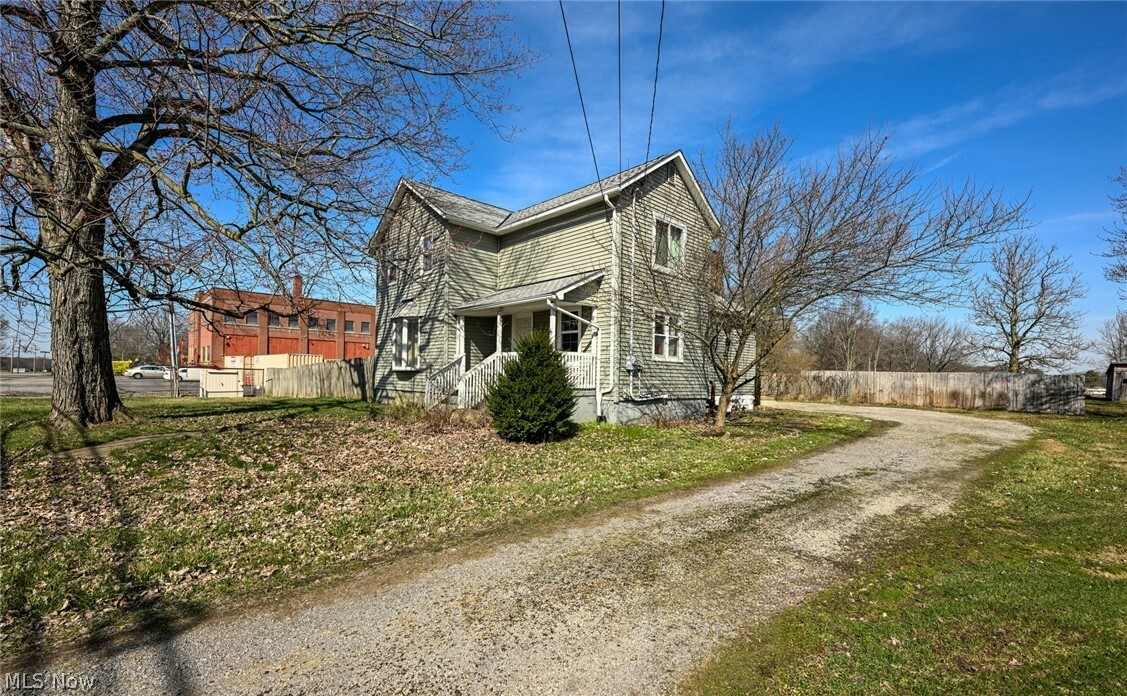 Property Photo:  9377 State Route 224  OH 44411 