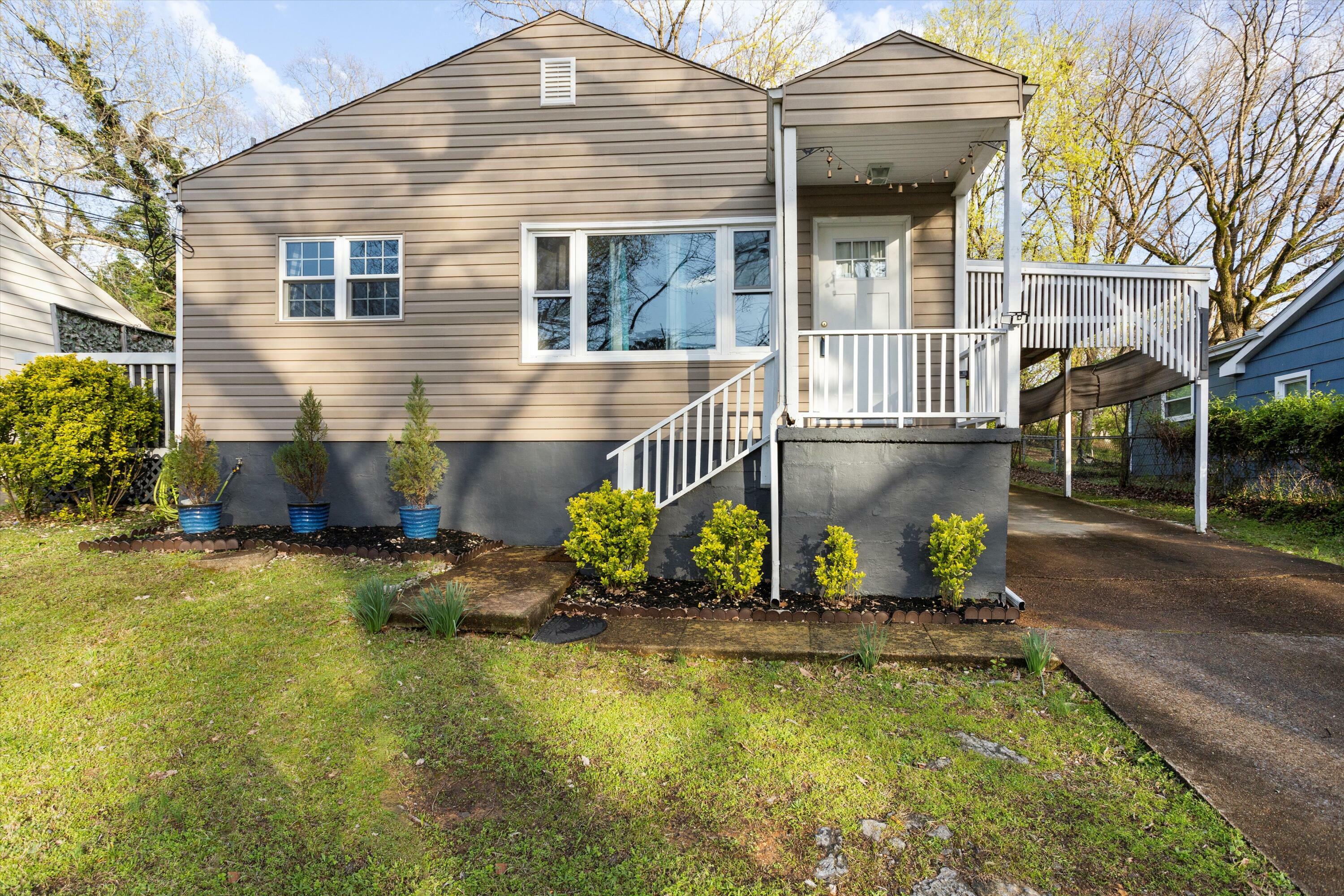 Property Photo:  406 Central Dr  TN 37421 