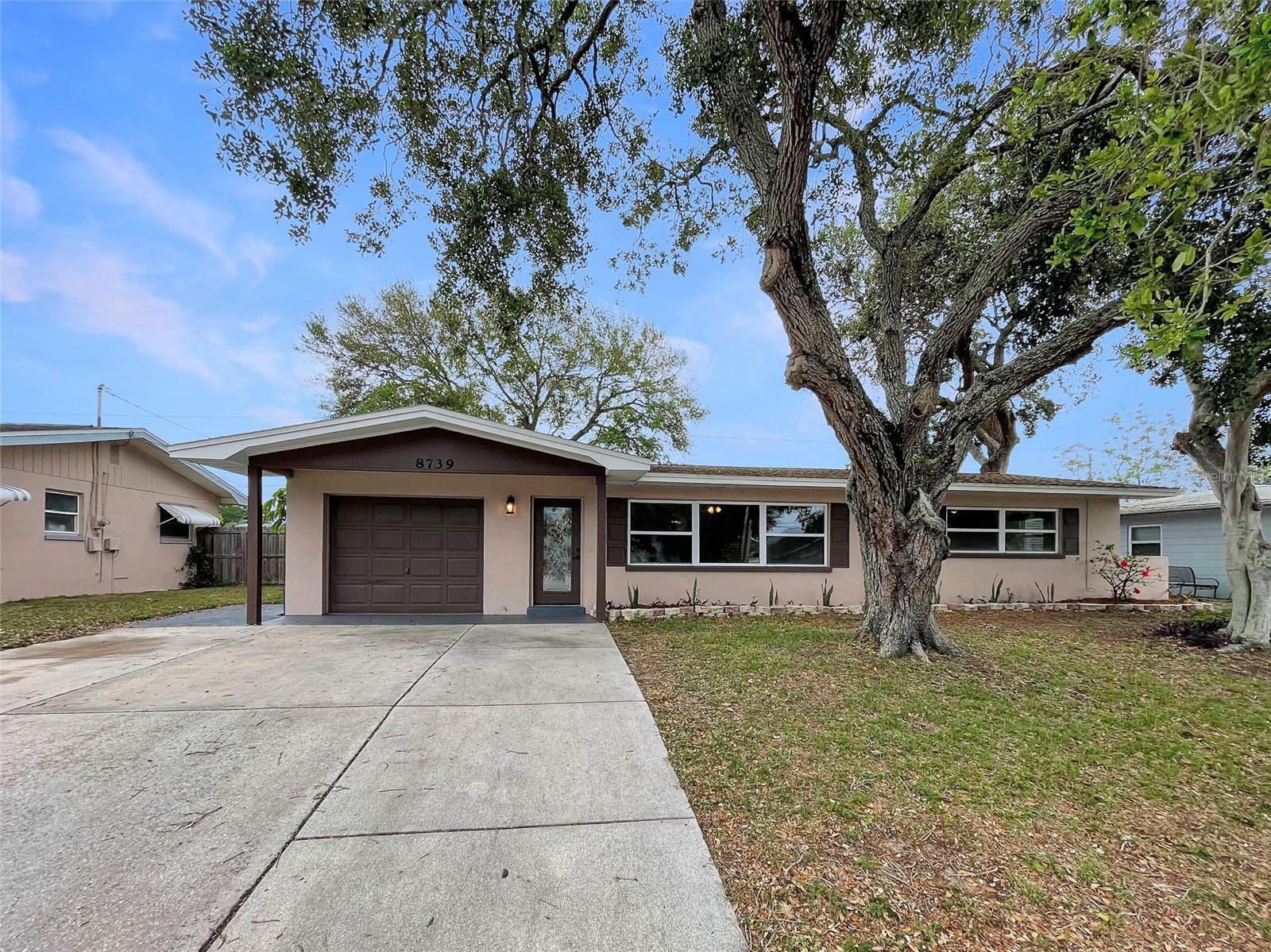 Property Photo:  8739 113th Street  FL 33772 