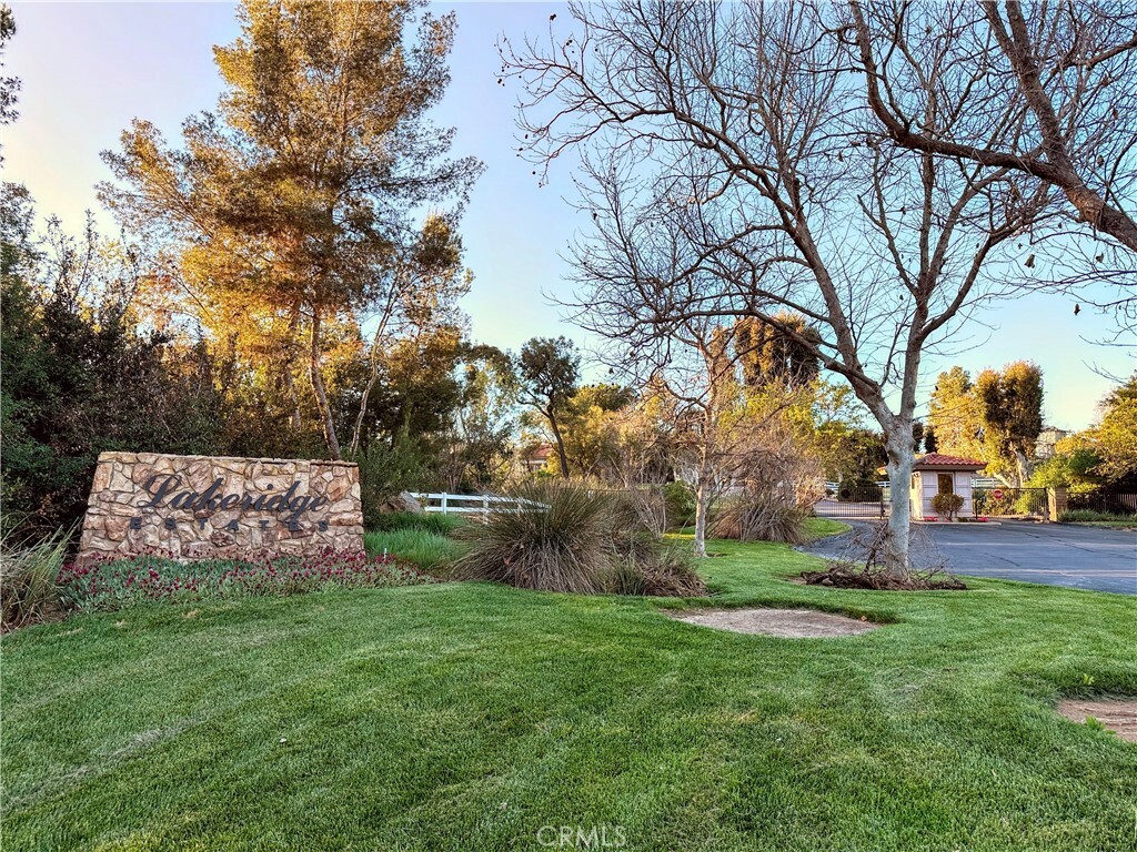 Property Photo:  158 Lake Ridge Circle  CA 92028 