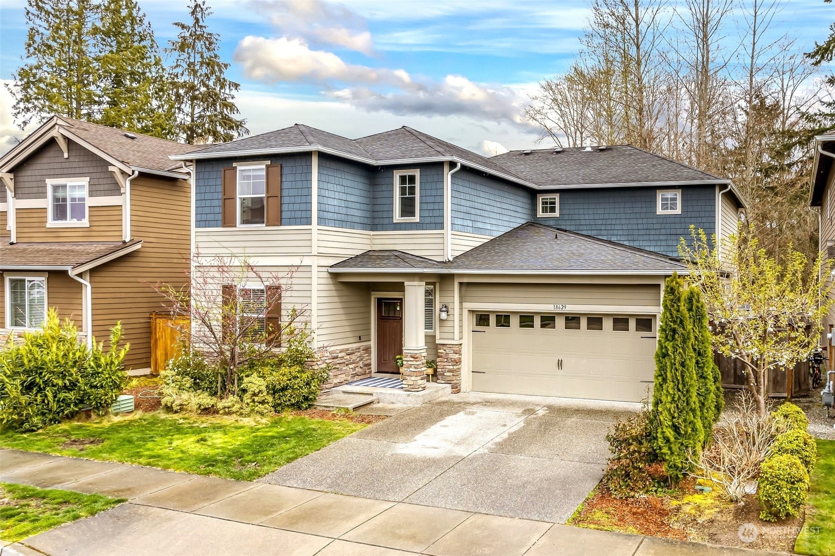 Property Photo: 18629 40th Avenue SE WA 98012