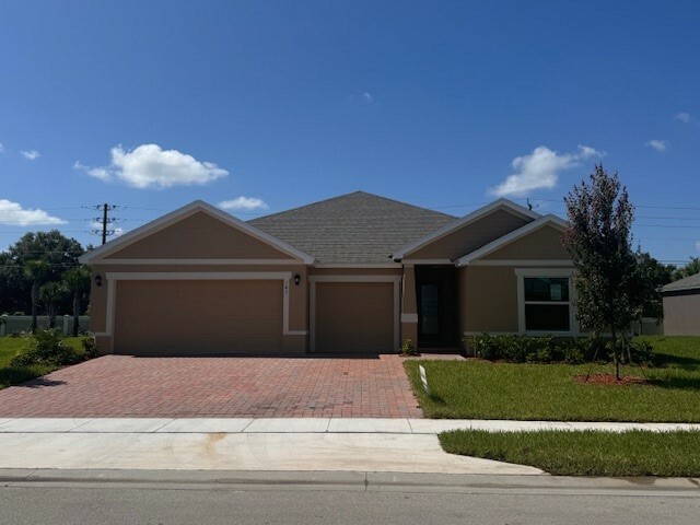 Property Photo: 183 52nd Square FL 32968