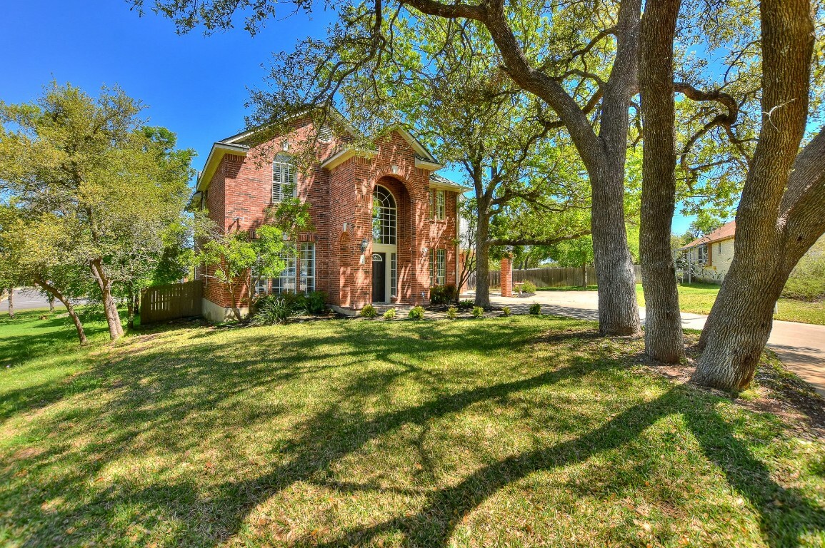 Property Photo:  119 Red Oak Court  TX 78628 