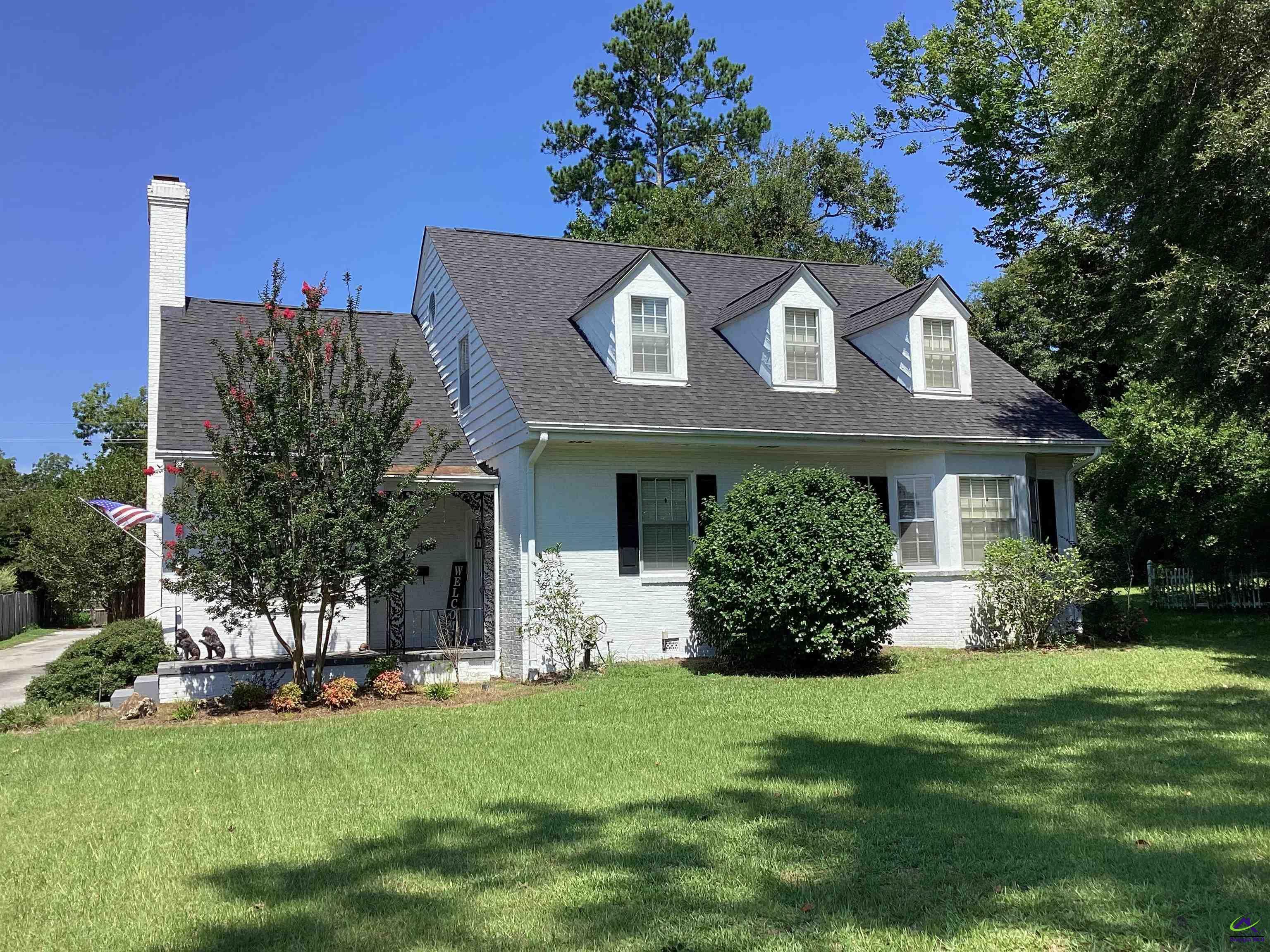 Property Photo: 303 N Dooly Street GA 31063