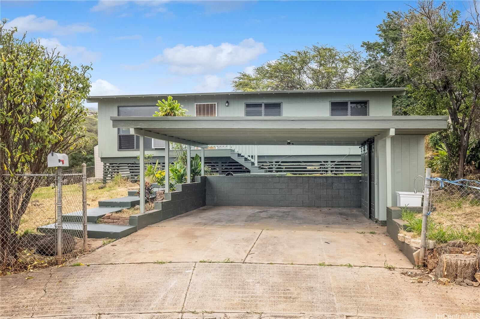 Property Photo:  92-886 Wainohia Street  HI 96707 