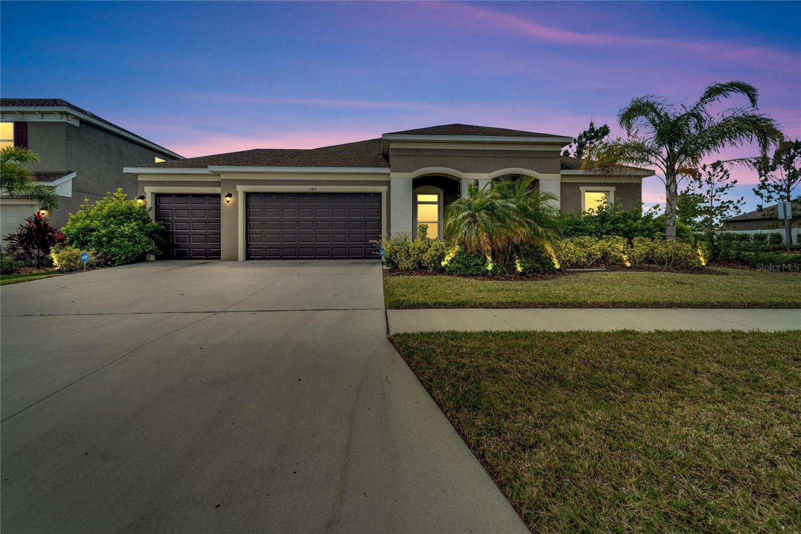 Property Photo:  11801 Sunburst Marble Road  FL 33579 