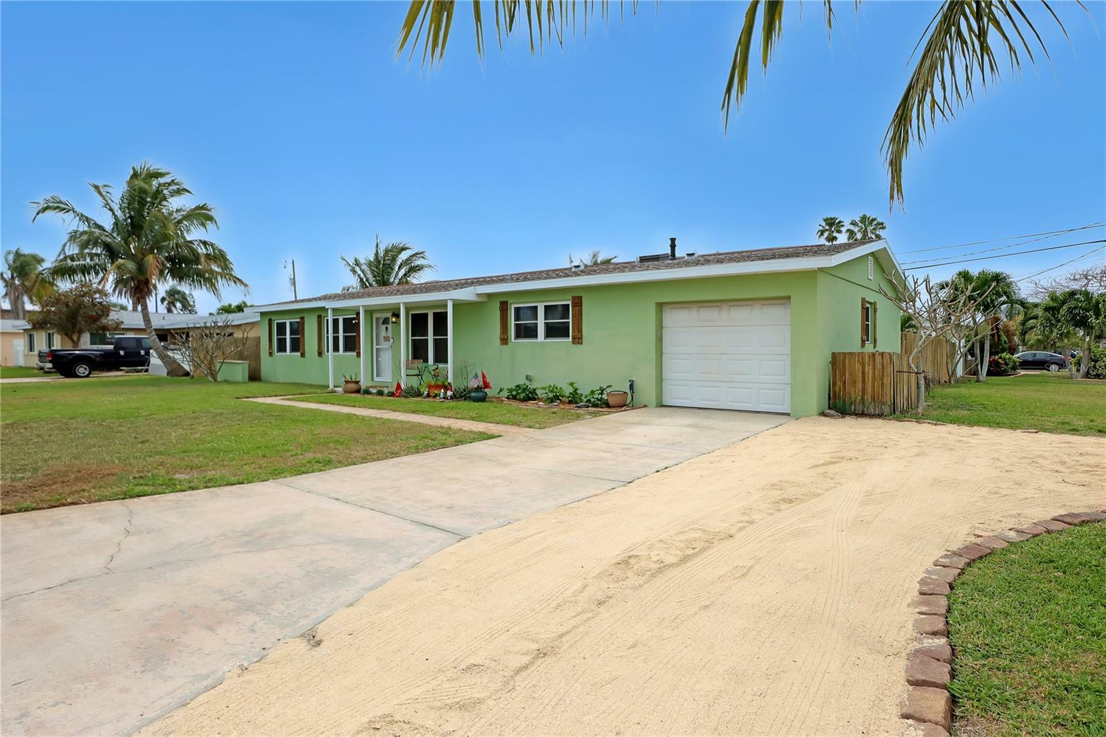 Property Photo:  117 Coral Reef Drive  FL 32937 