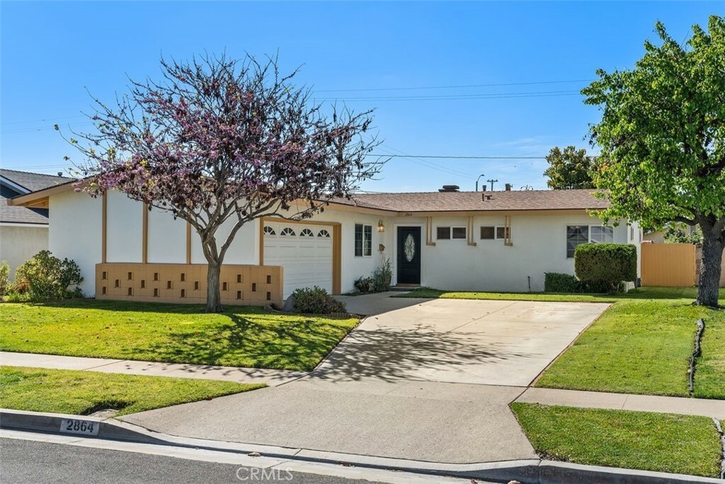 Property Photo:  2864 W Westhaven Drive  CA 92804 