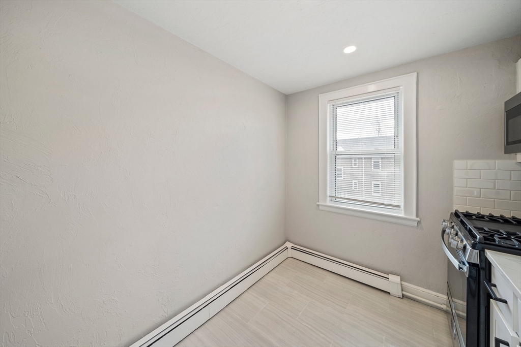 Property Photo: 18 Bacon St. 5 MA 02451