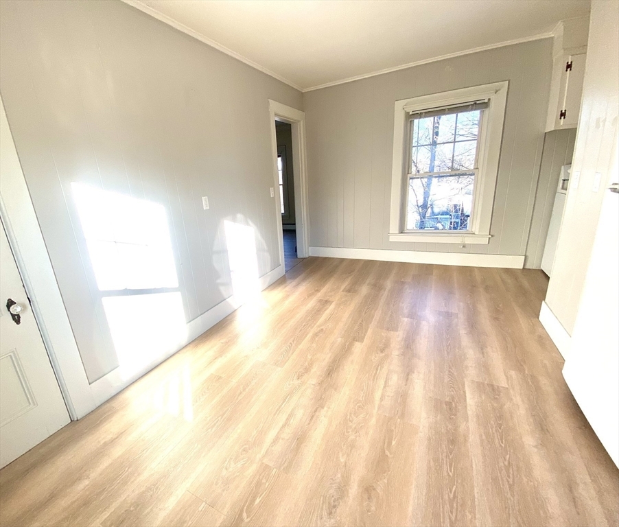 Property Photo:  33 Edwards St 2A  MA 01550 